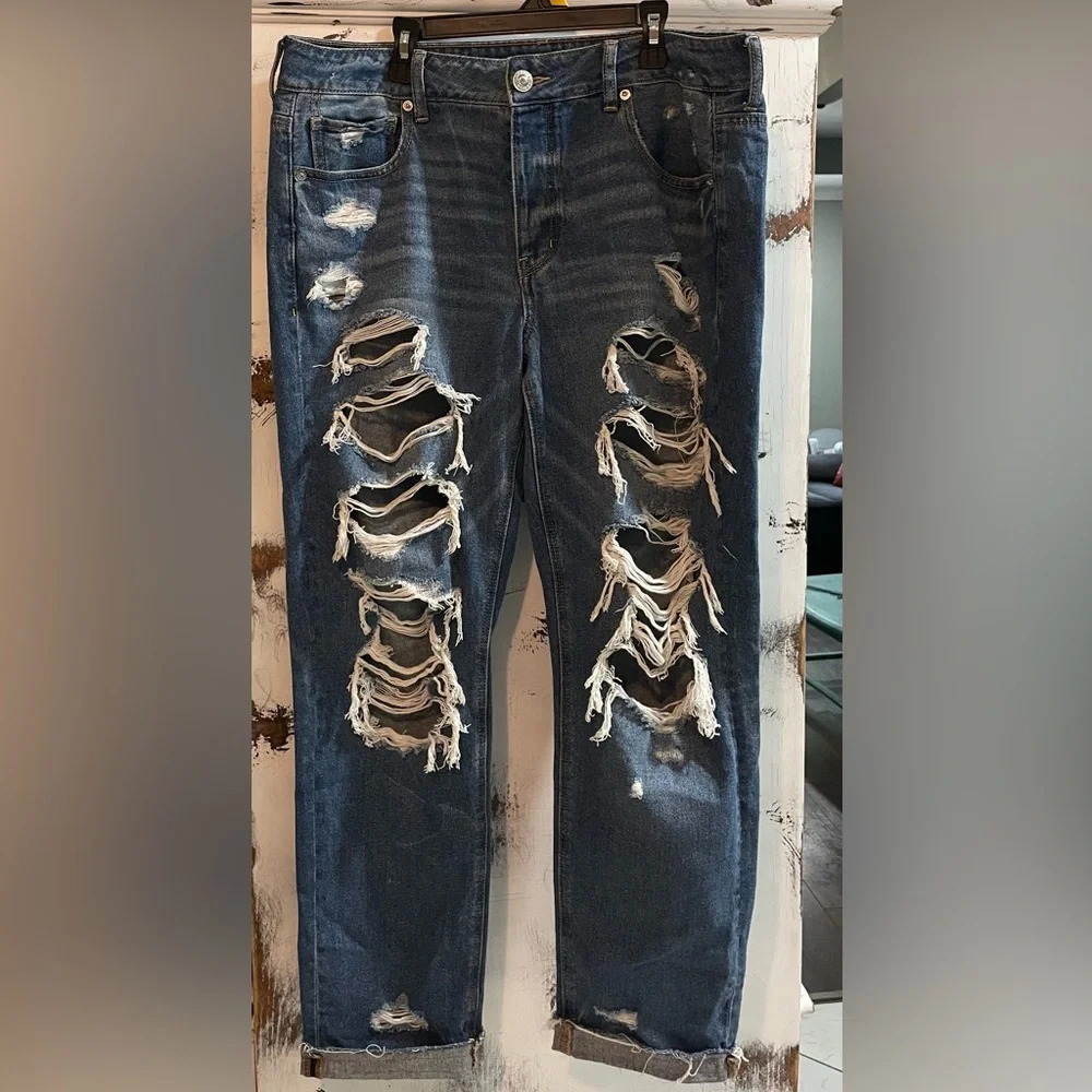 Tomgirl American Eagle Jeans. Size 12 - Picture 2 of 2